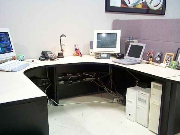 Internet Services Hosting #413<br>1,152 x 864<br>Published 8 years ago