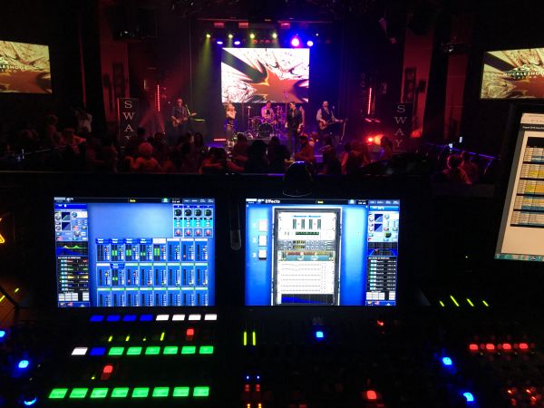 Galaxy #845<br>4,032 x 3,024<br>Published 7 years ago